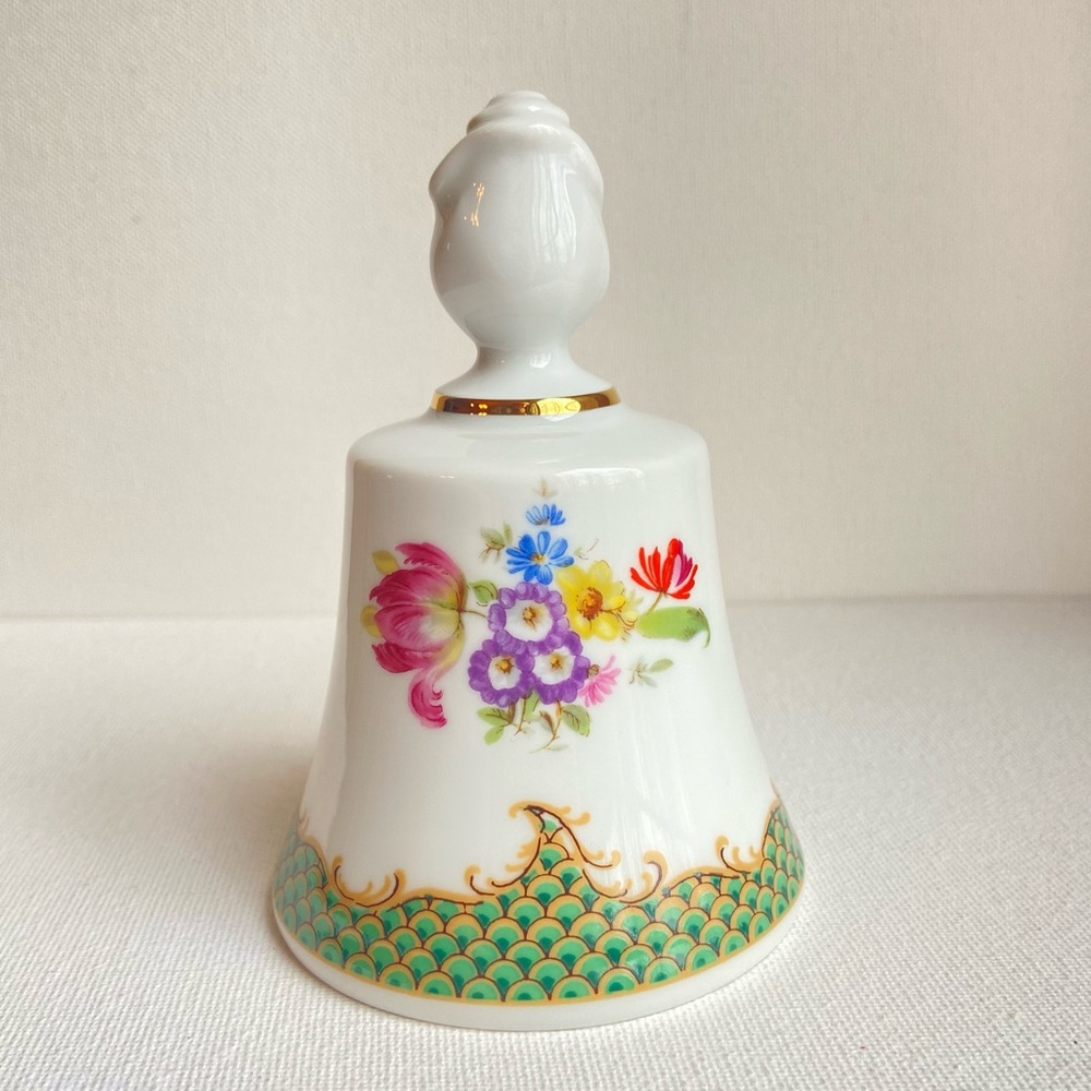 Bareuther for Danbury Mint collectible porcelain bell Waldsassen Bavaria Germany